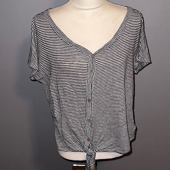 Rachel Zoe Striped Linen Top! - Picture 9 of 9
